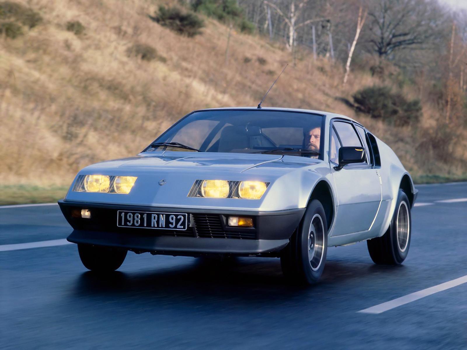 A310 - Alpine ALPINE RENAULT 1:28 EIDAIGRIP STUNNING MINT AND